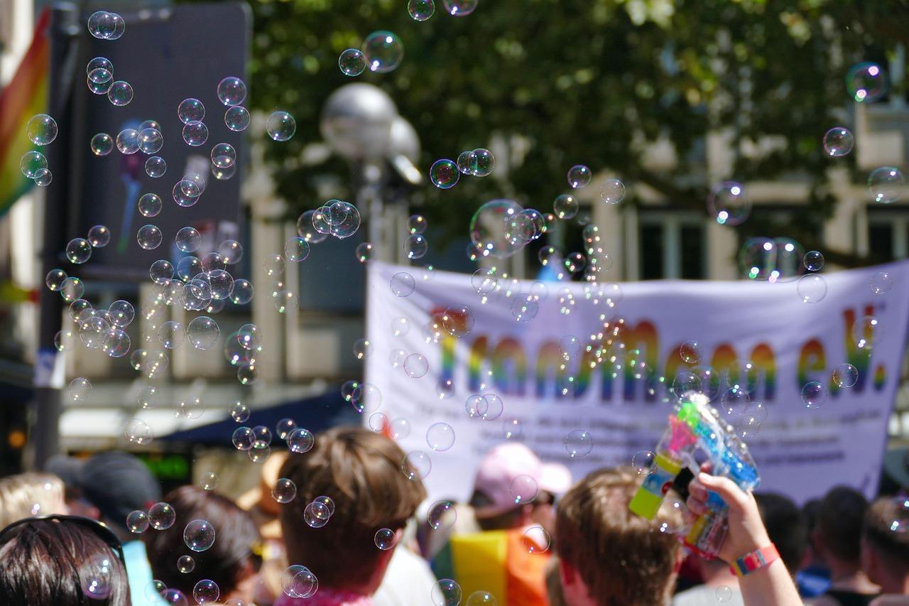 franquicias-conectar-comunidad-LGBT