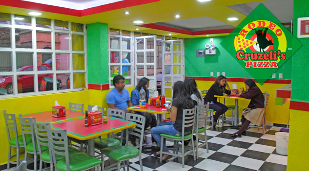 pizza-identidad-mexicana-rodeo-cruzelis